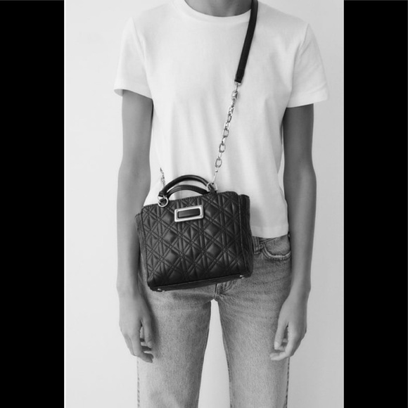 Zara BLACK QUILTED MINI CITY BAG - Picture 6 of 10